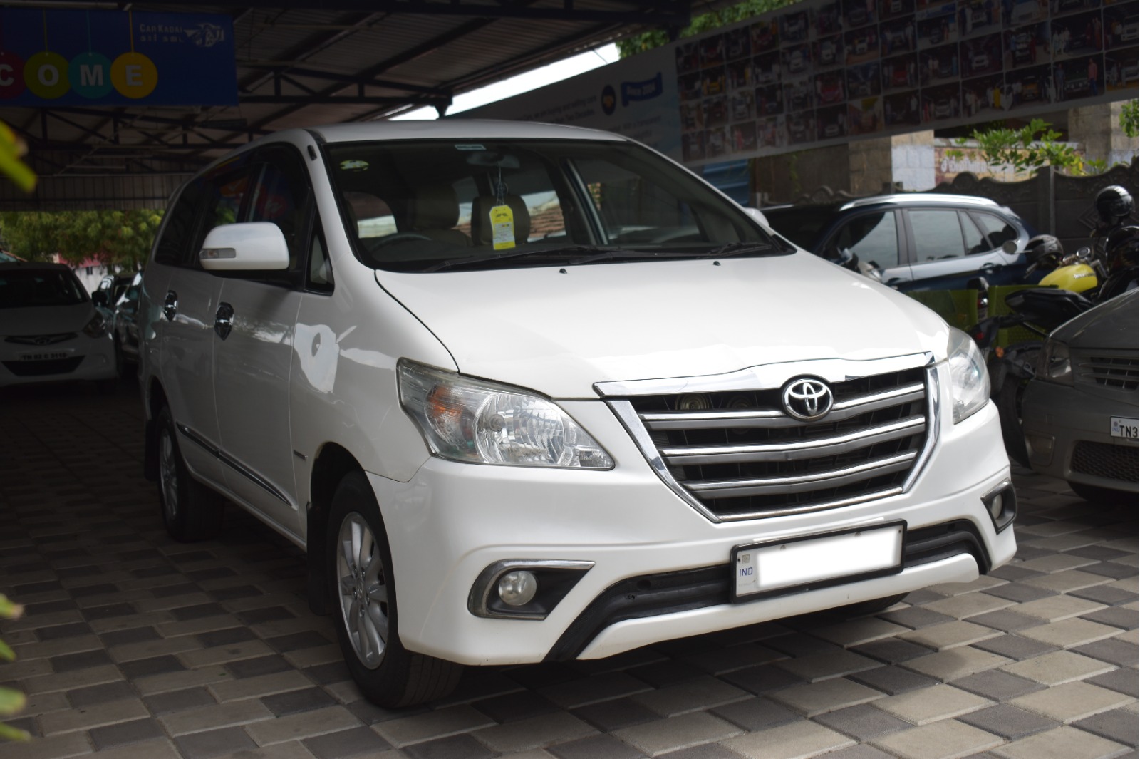 Toyota Innova - Image 4