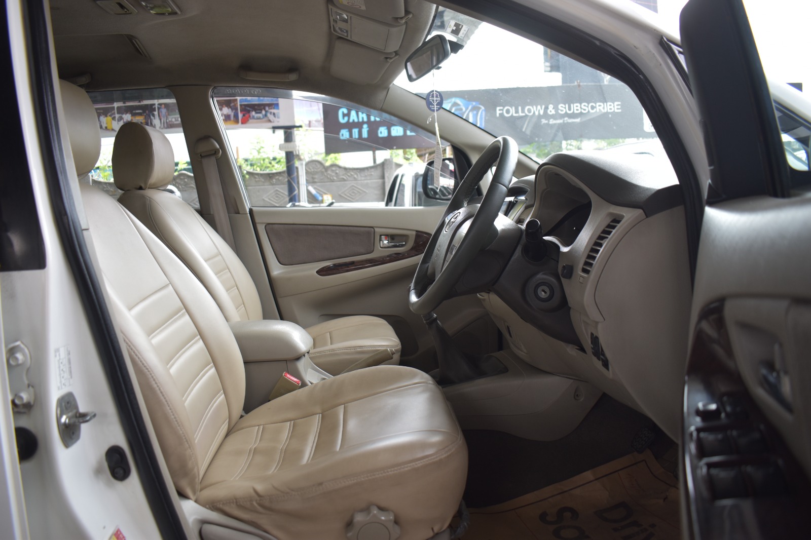Toyota Innova - Image 7