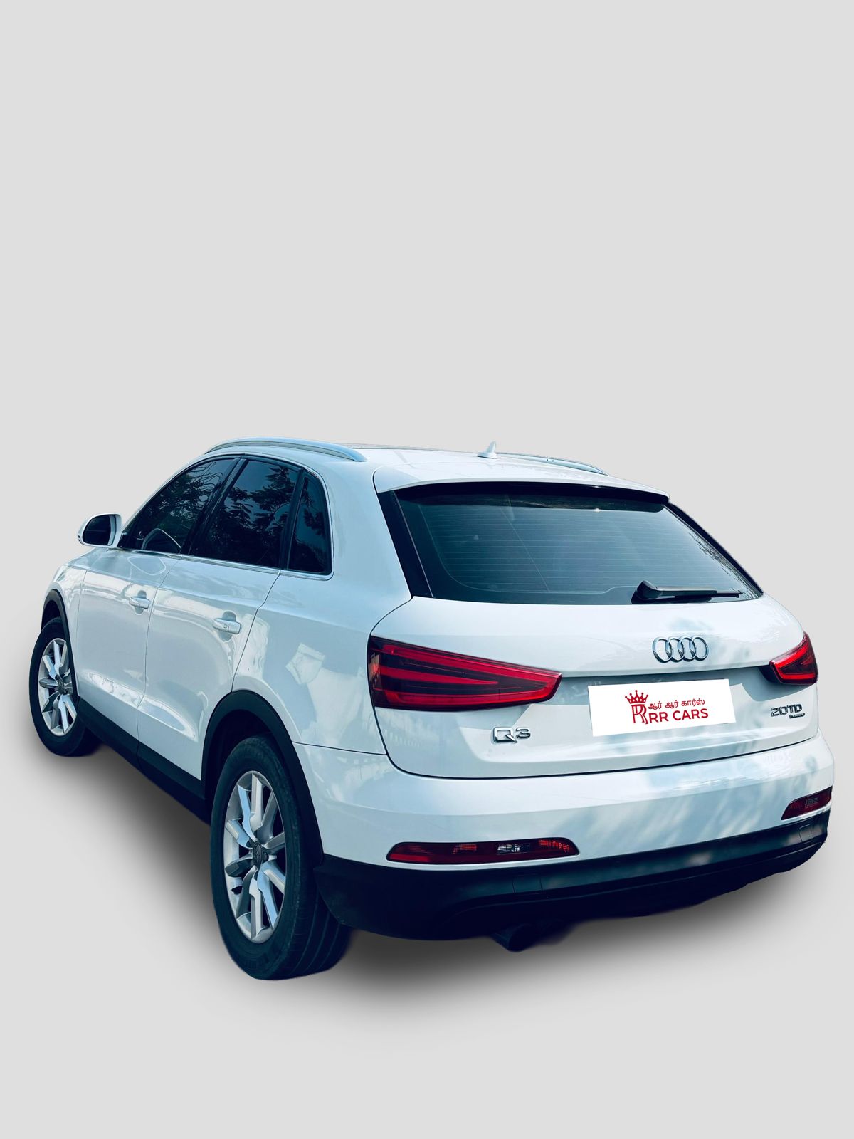 Audi Q3 - Image 2