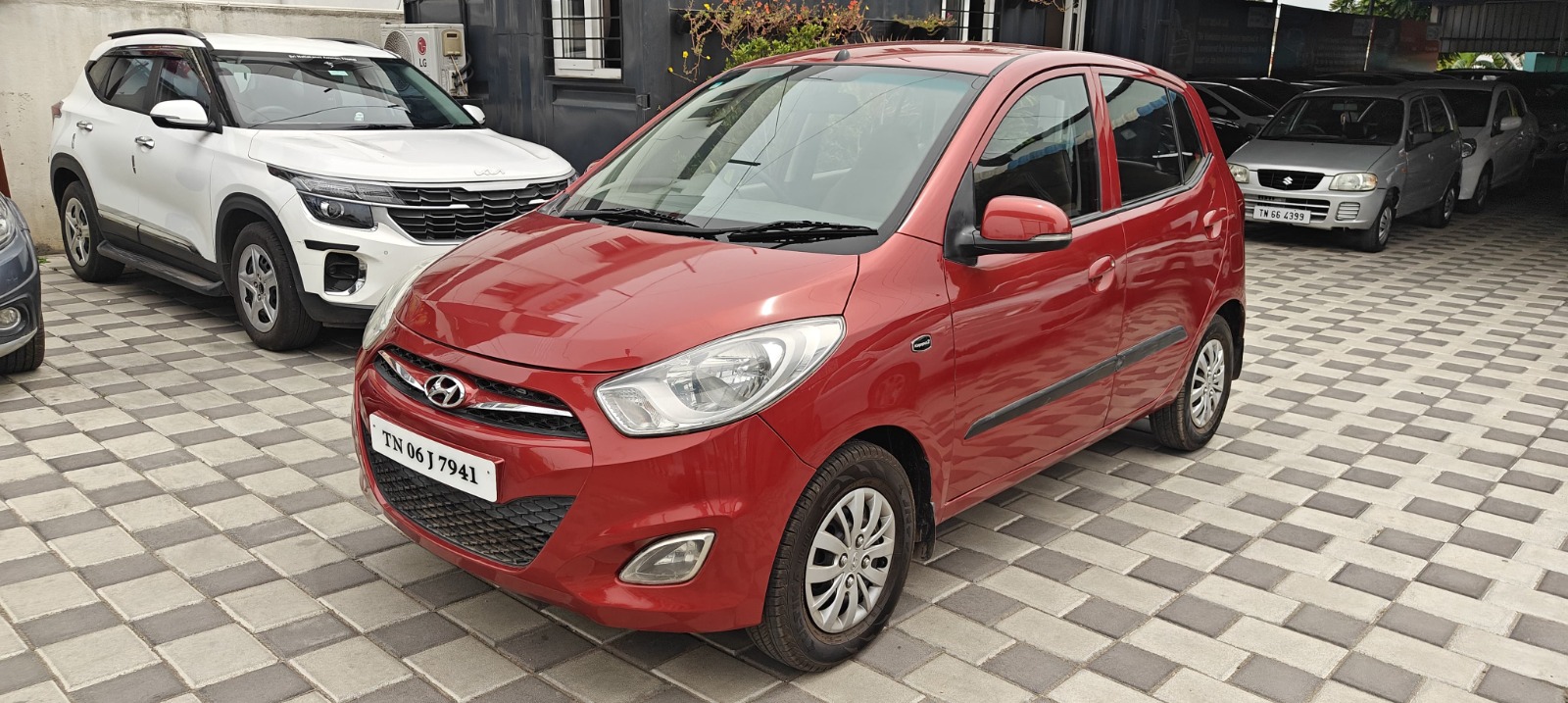 Hyundai i10 - Image 5