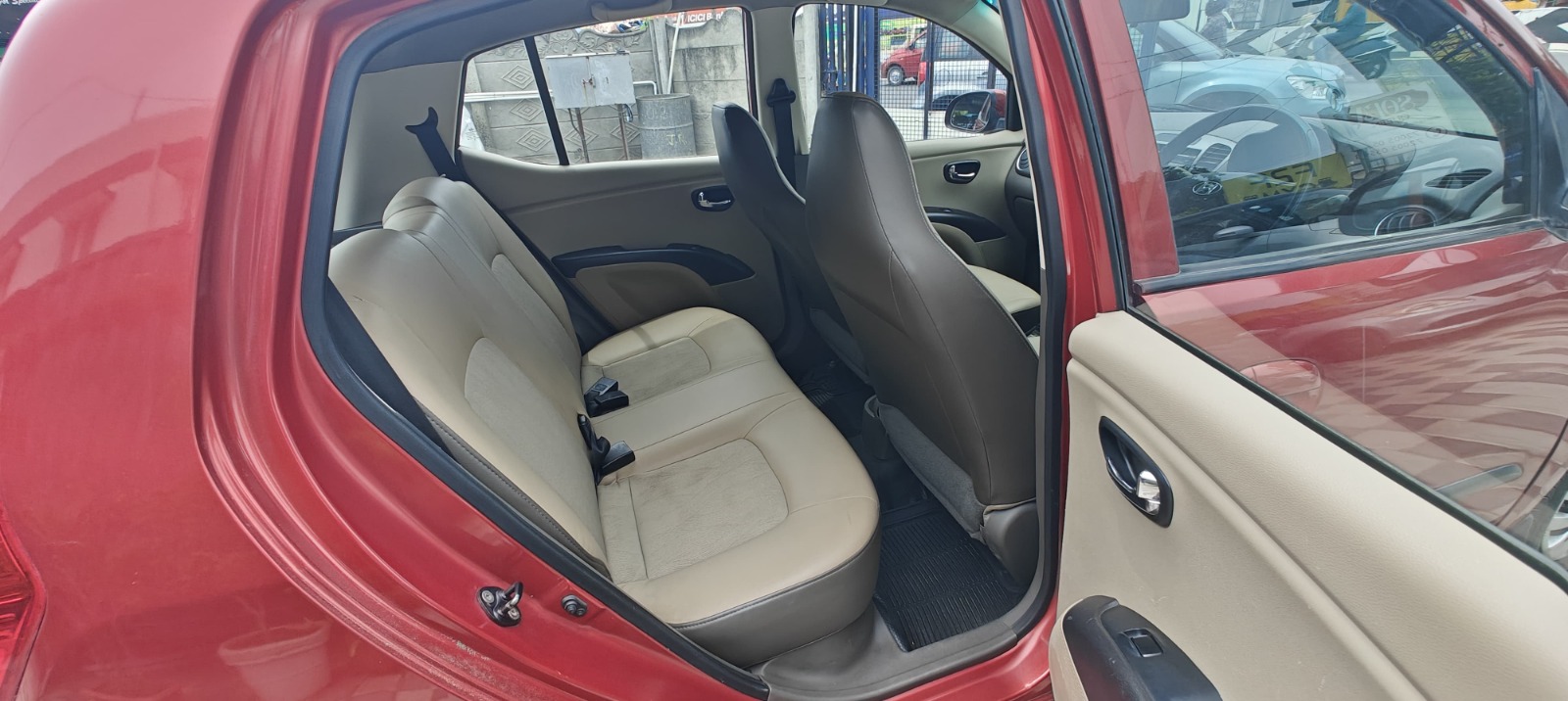 Hyundai i10 - Image 9
