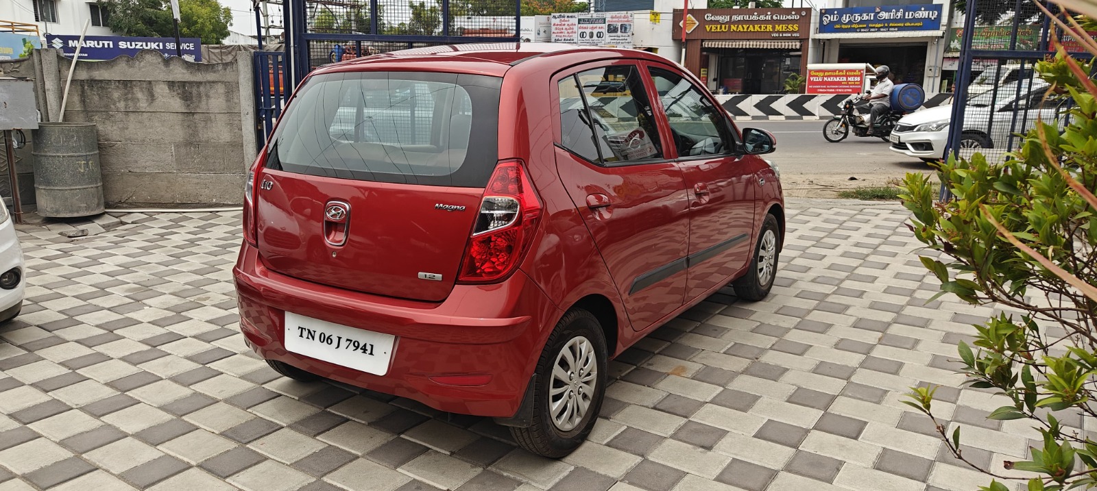Hyundai i10