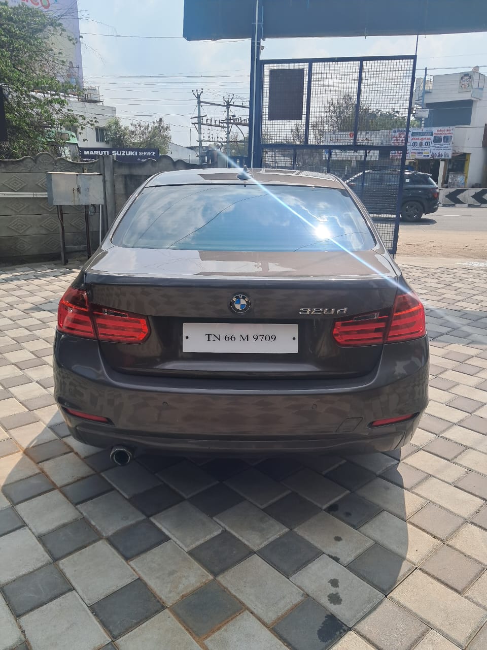 BMW 320D - Image 7