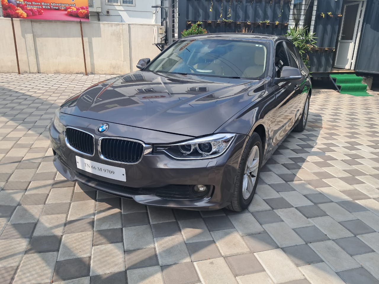 BMW 320D - Image 2