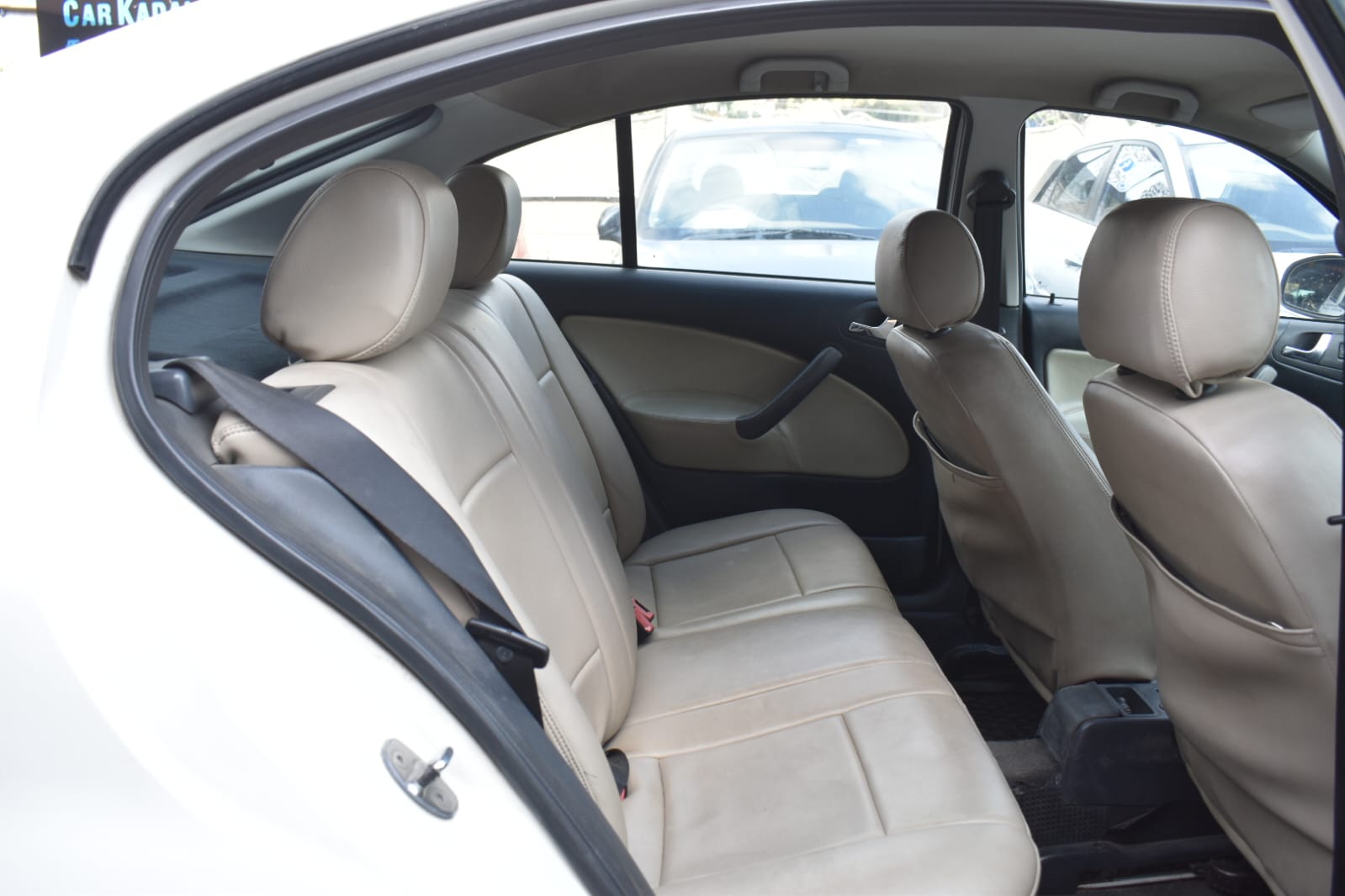 Skoda Octavia - Image 8