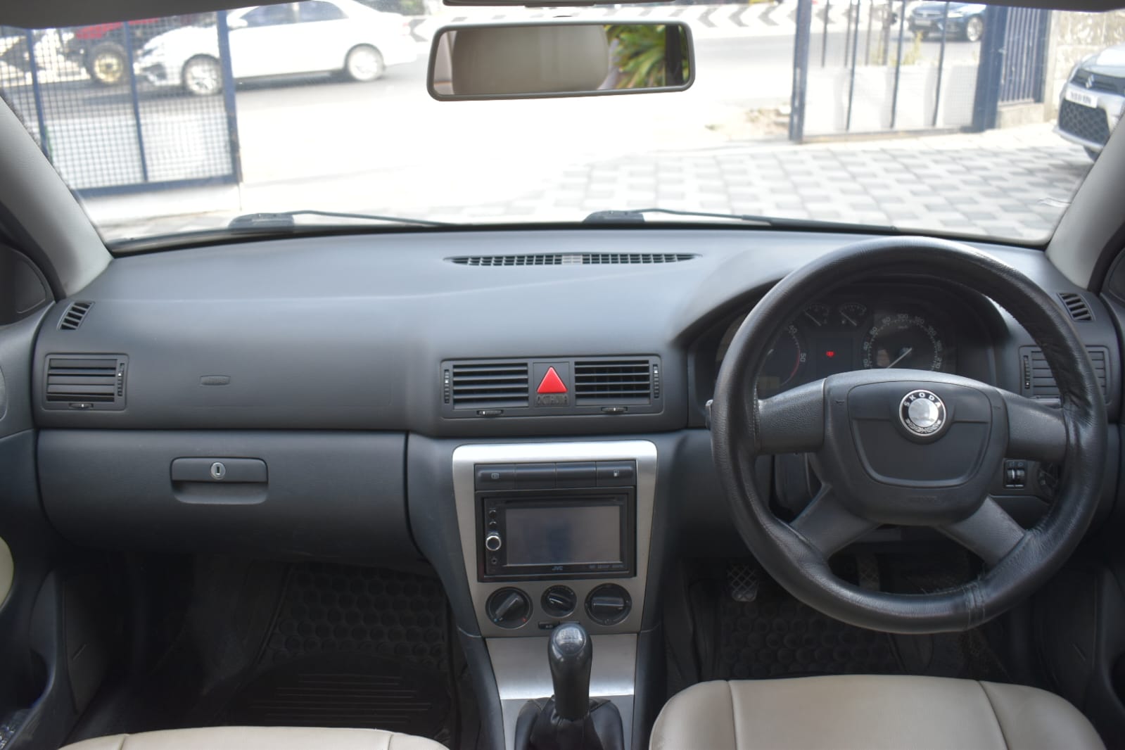 Skoda Octavia - Image 6