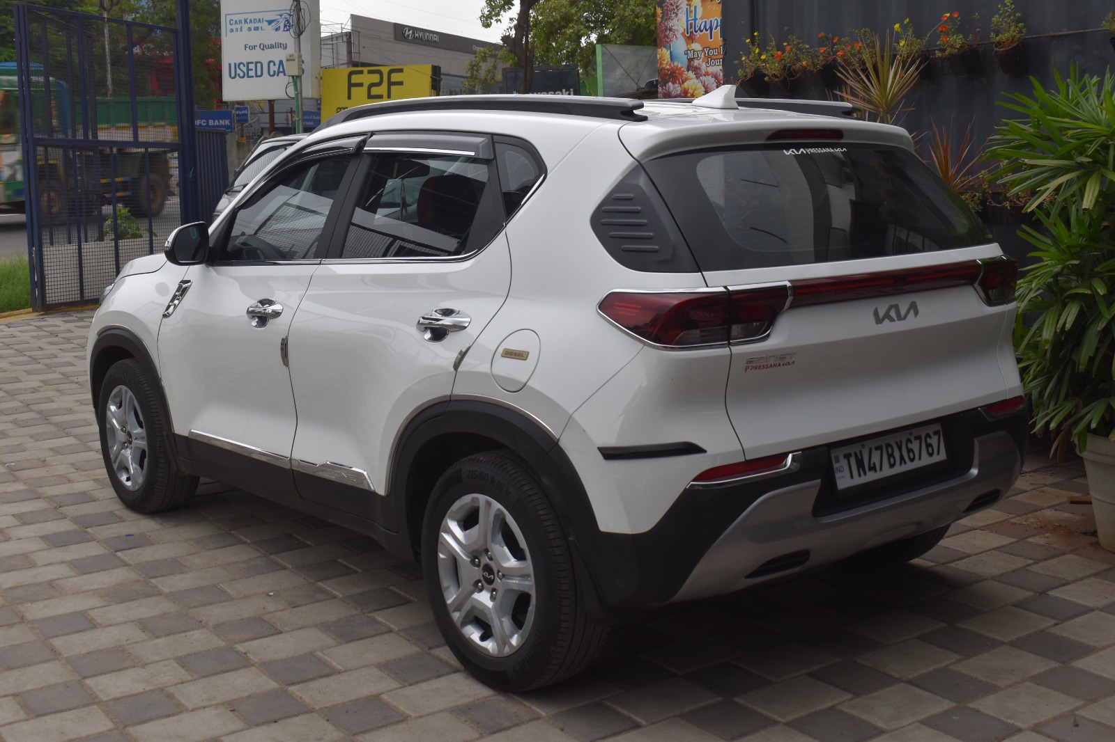 Kia Sonet - Image 3