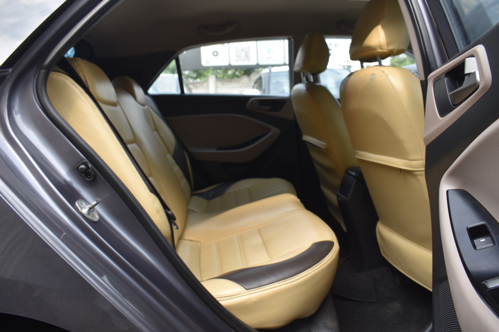 Hyundai i20 - Image 7