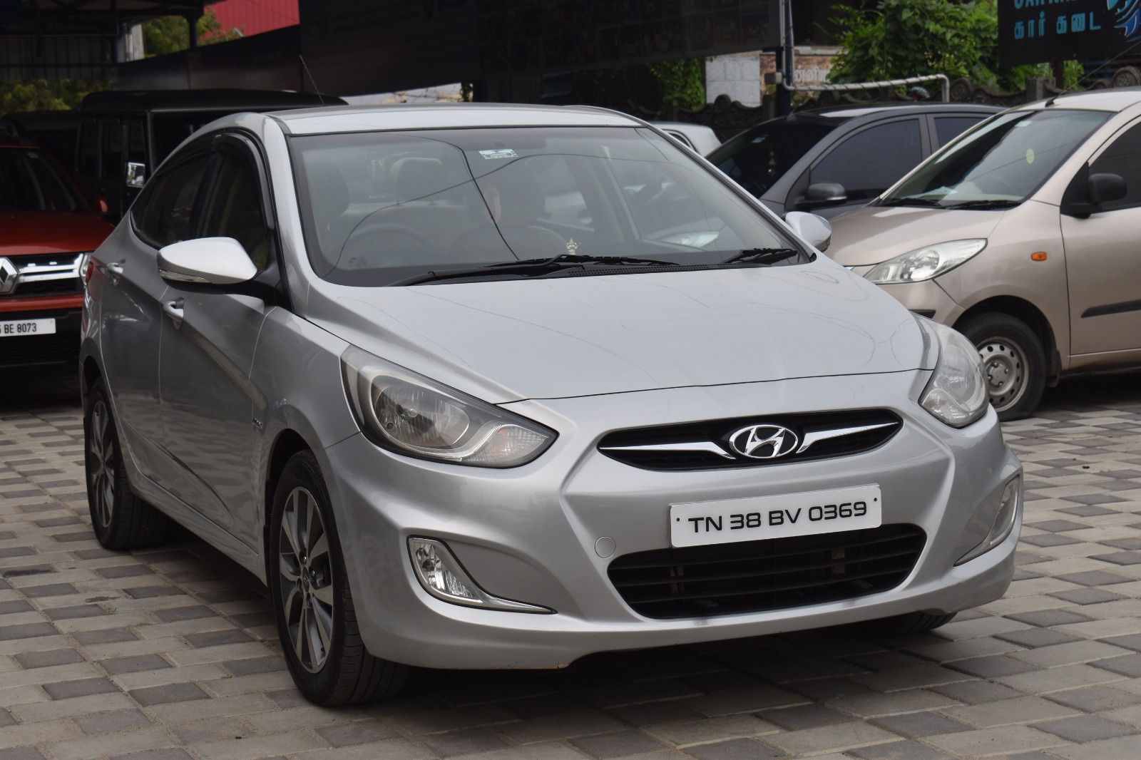 Hyundai Verna - Image 3
