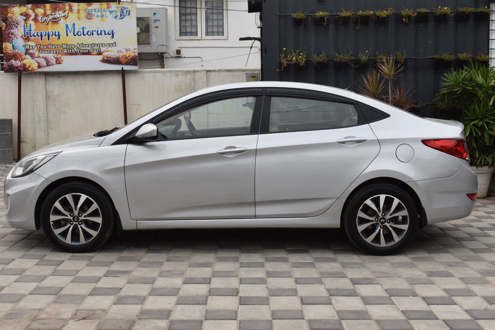 Hyundai Verna - Image 9