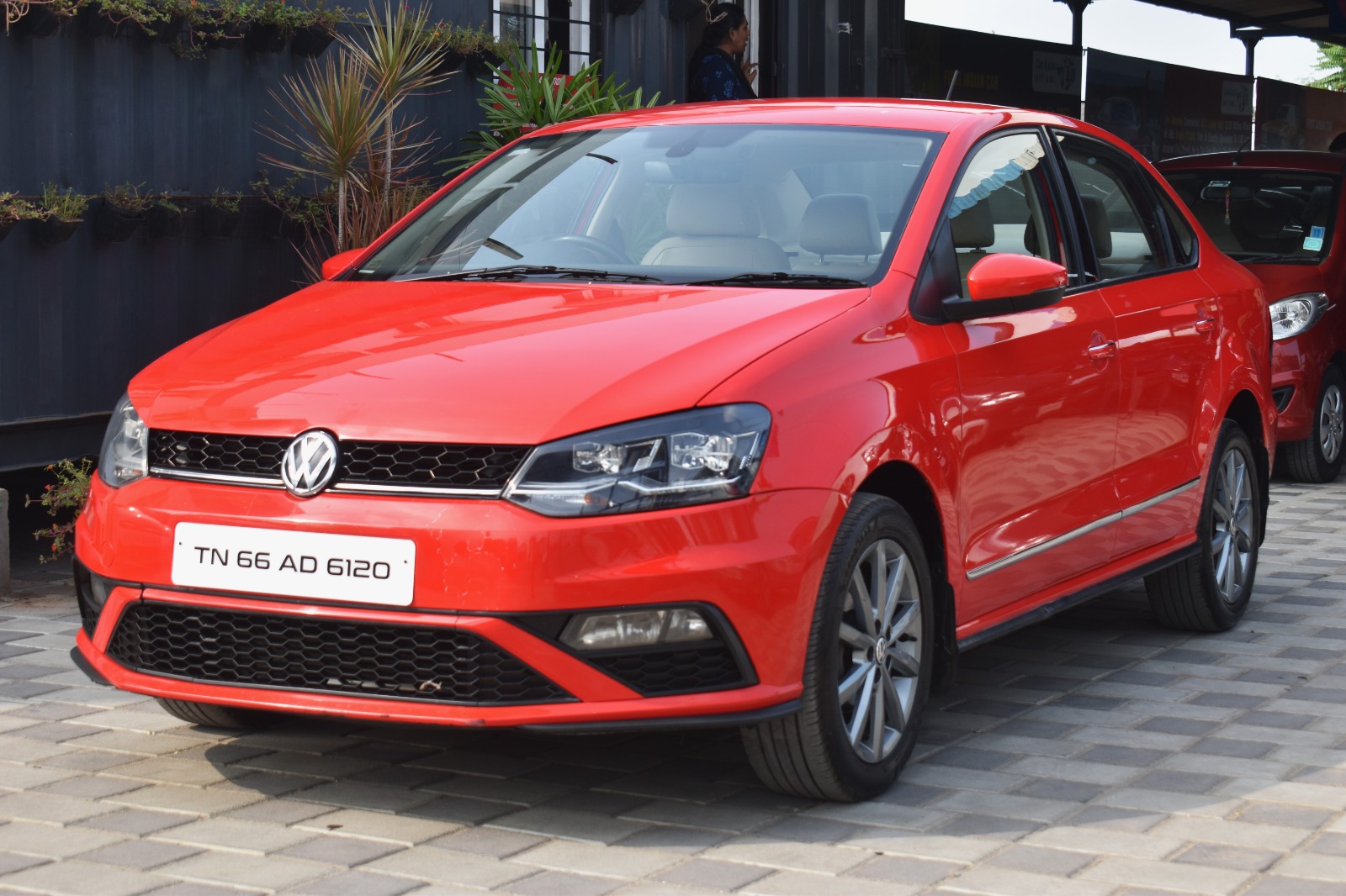Volkswagen Vento - Image 8