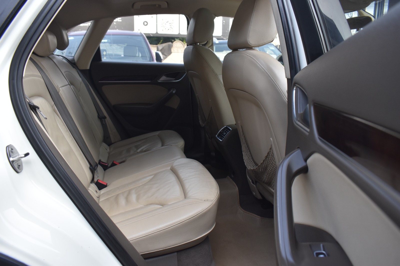 Audi Q3 - Image 9