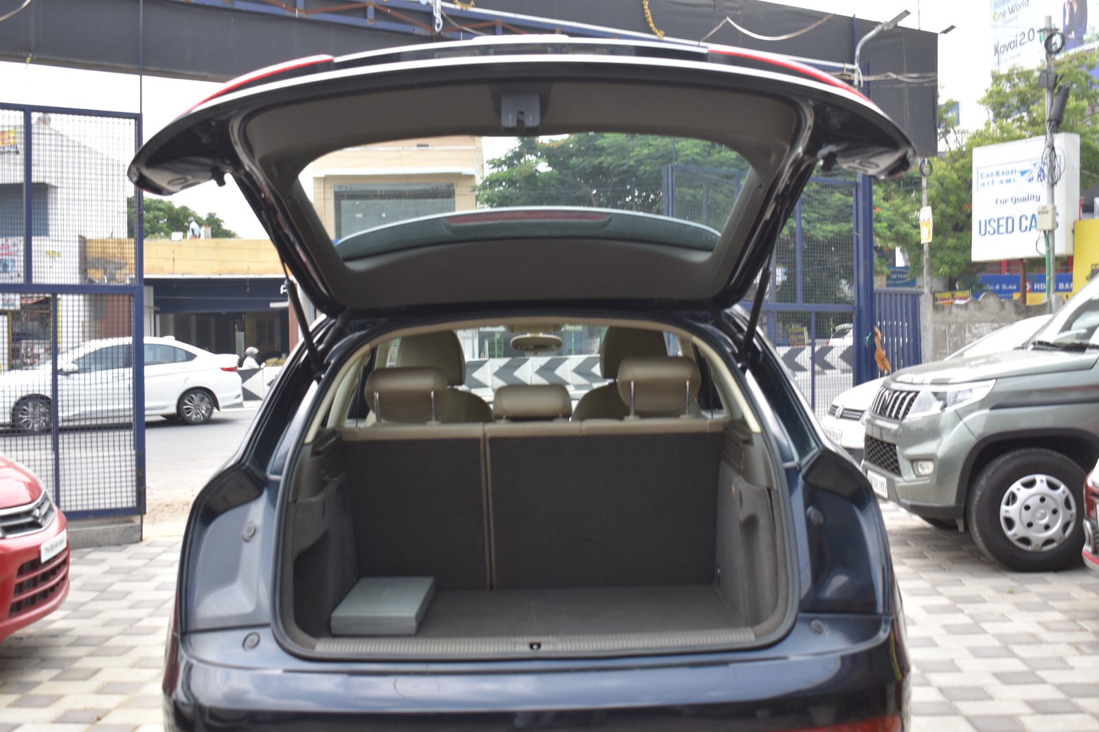 Audi Q3 - Image 6