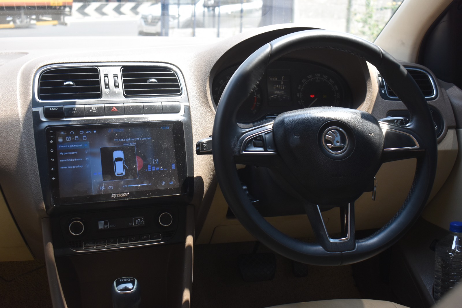 Skoda Rapid - Image 5