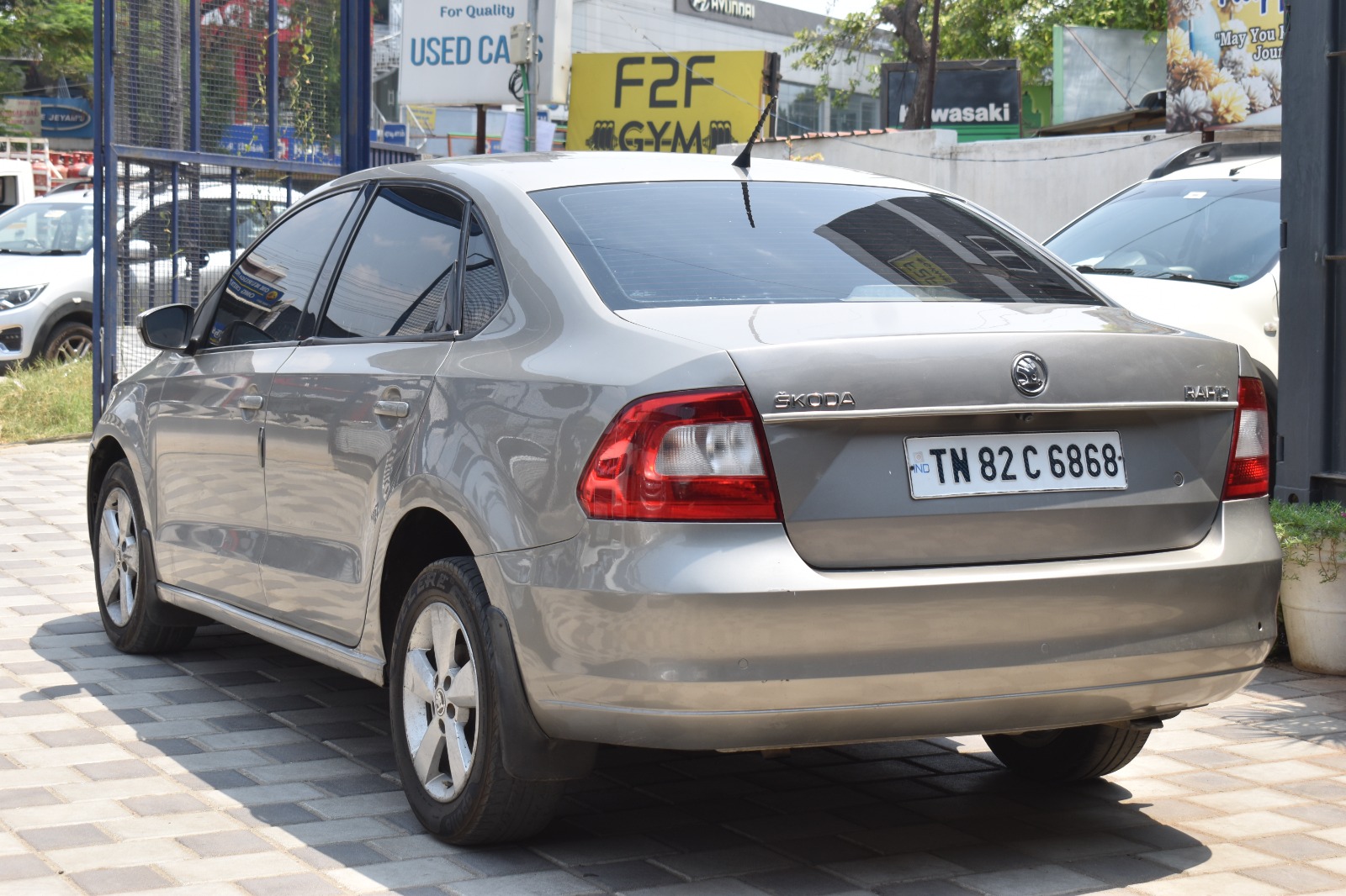 Skoda Rapid - Image 6