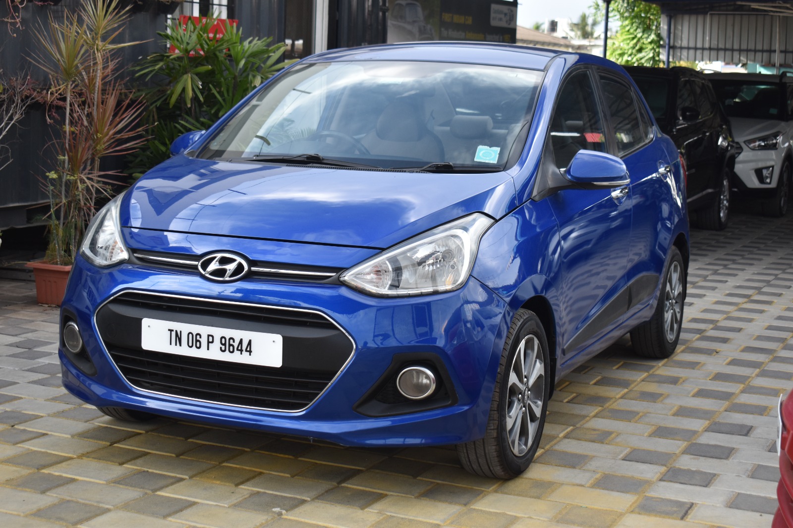 Hyundai Xcent - Image 8
