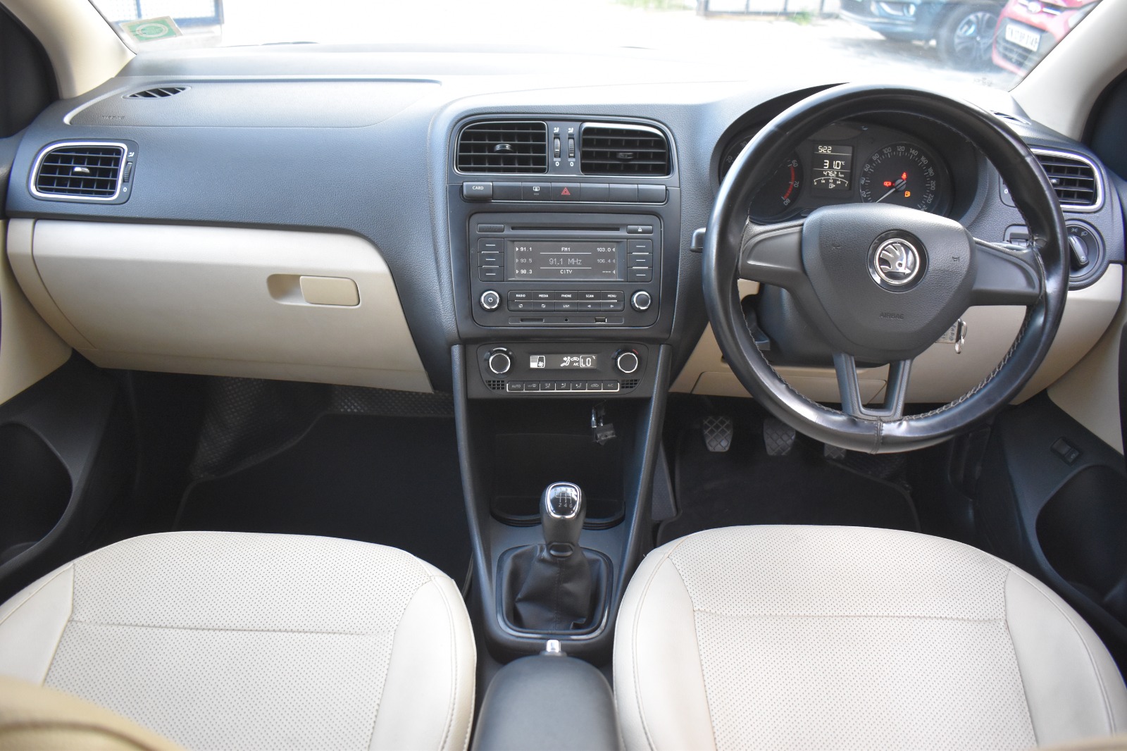 Skoda Rapid - Image 5