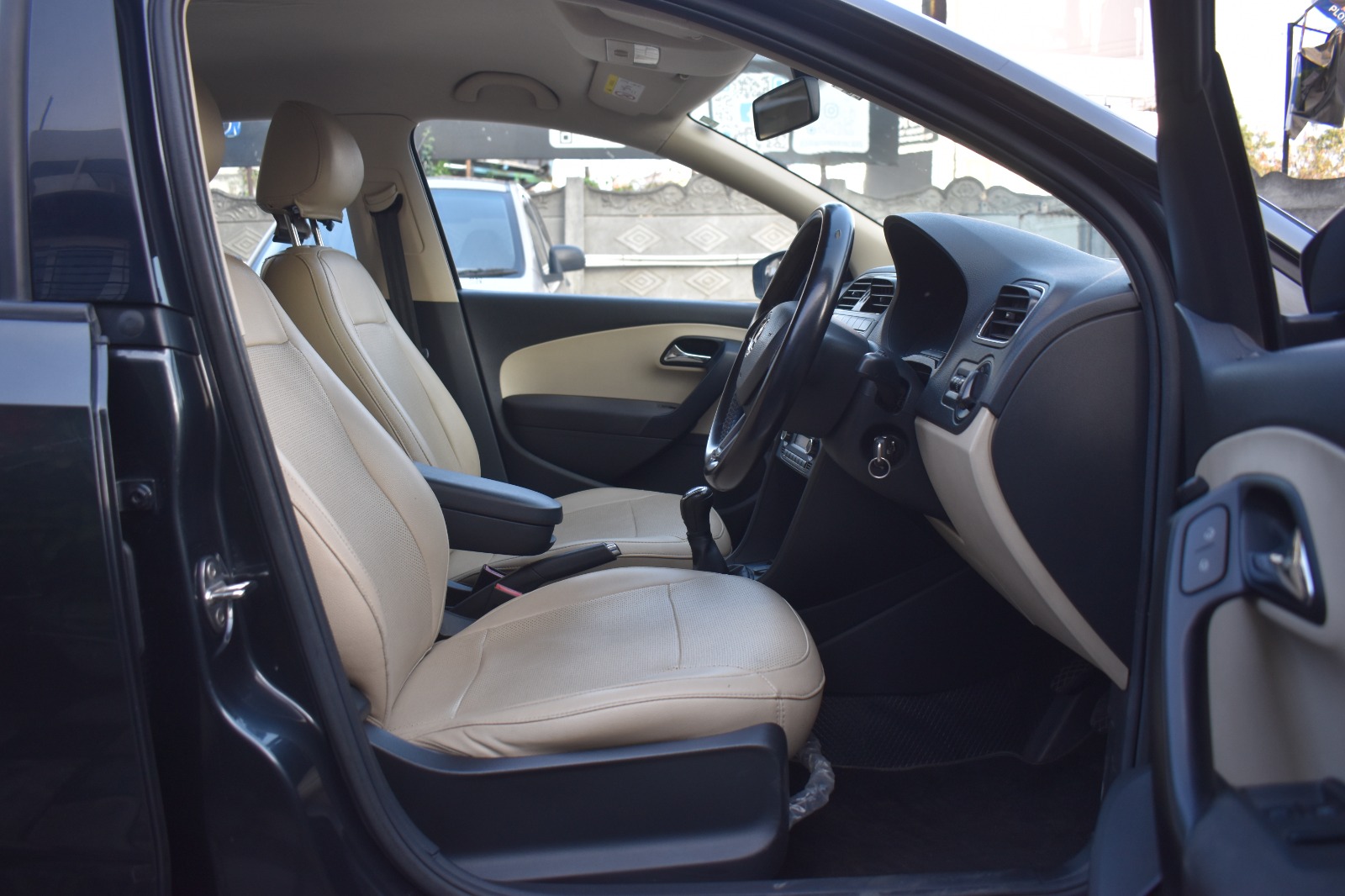 Skoda Rapid - Image 8