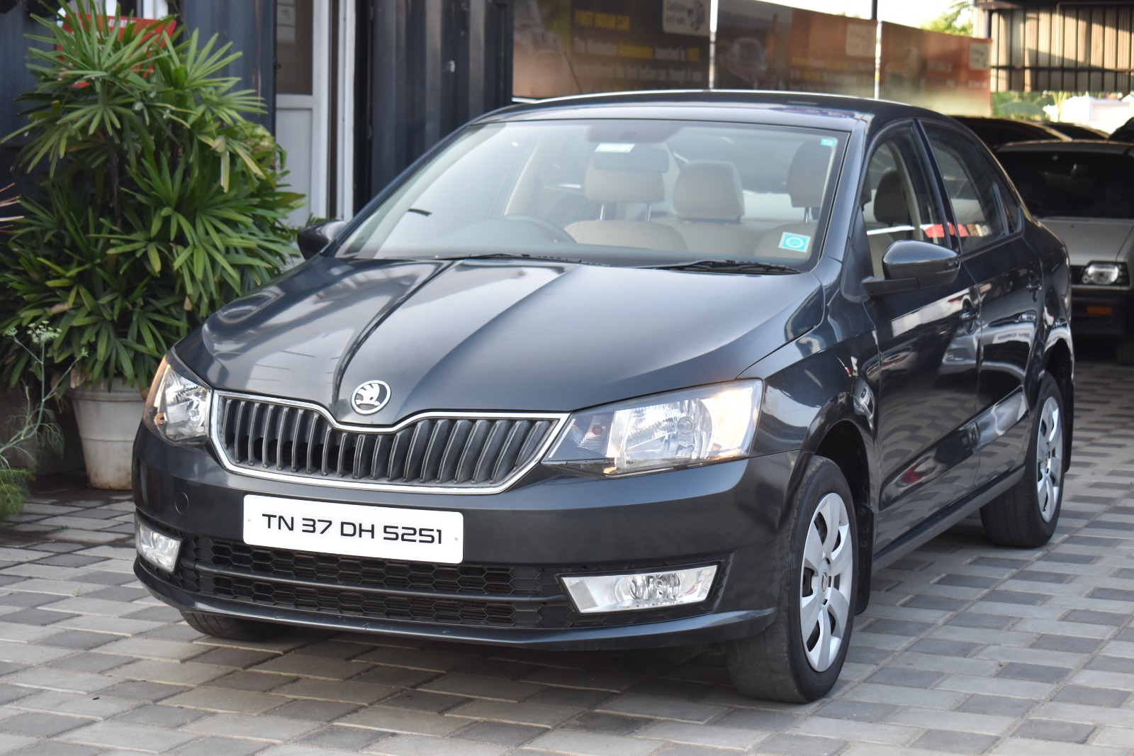 Skoda Rapid - Image 6