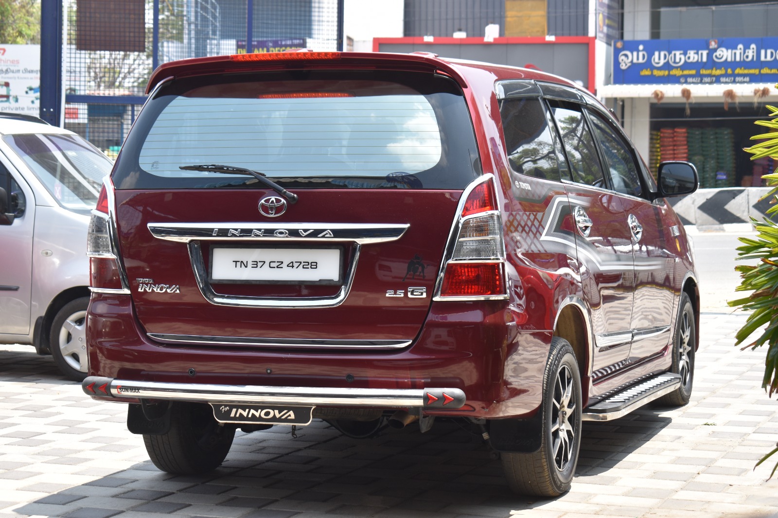 Toyota Innova - Image 5