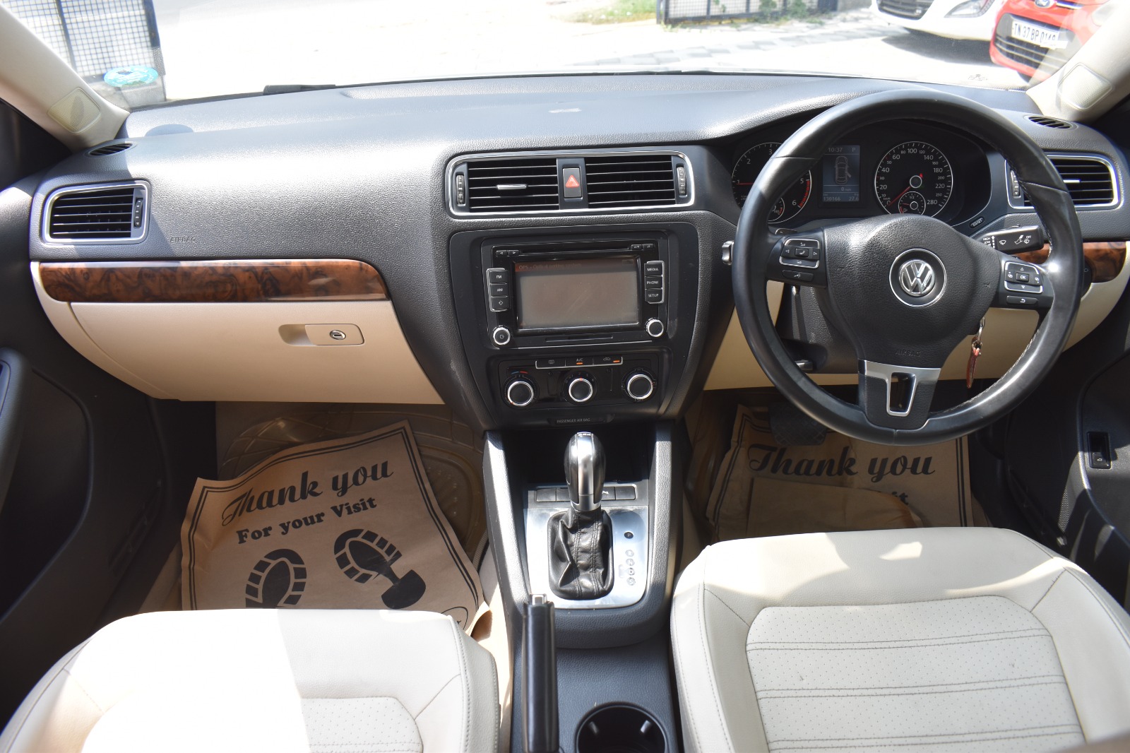 Volkswagen Jetta - Image 9