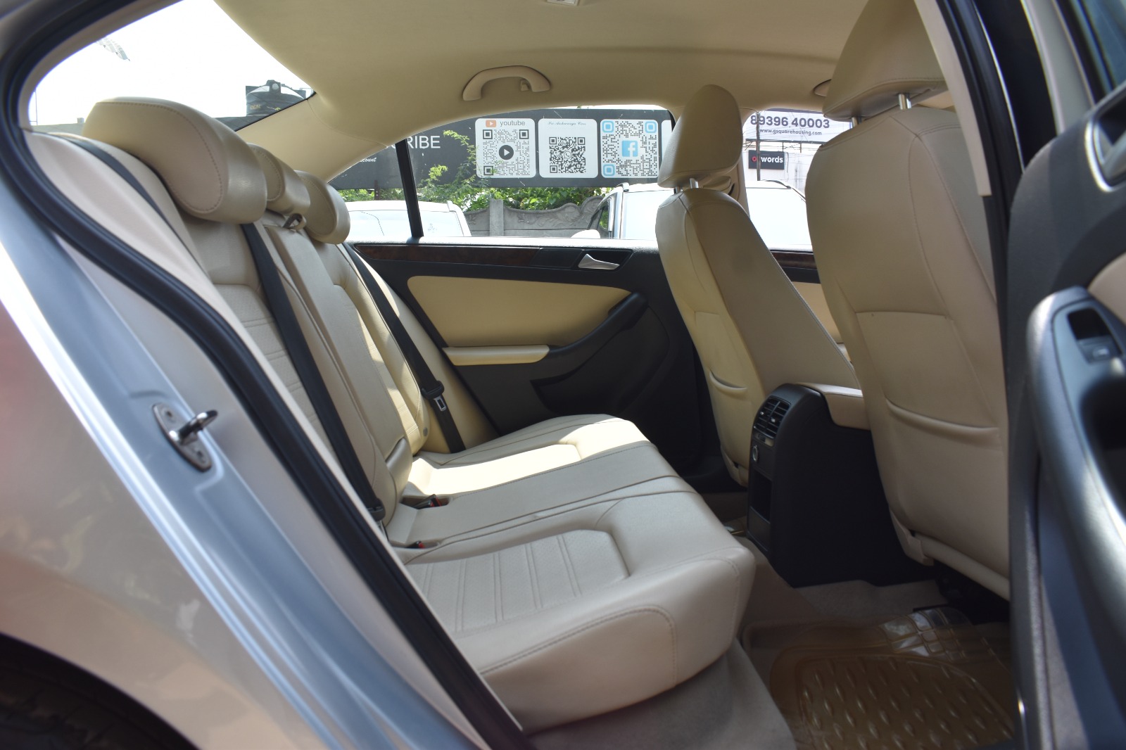 Volkswagen Jetta - Image 2
