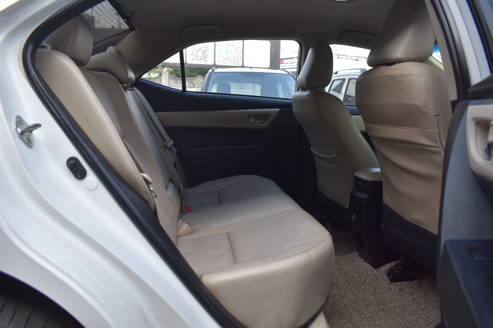 Toyota Corolla Altis - Image 3