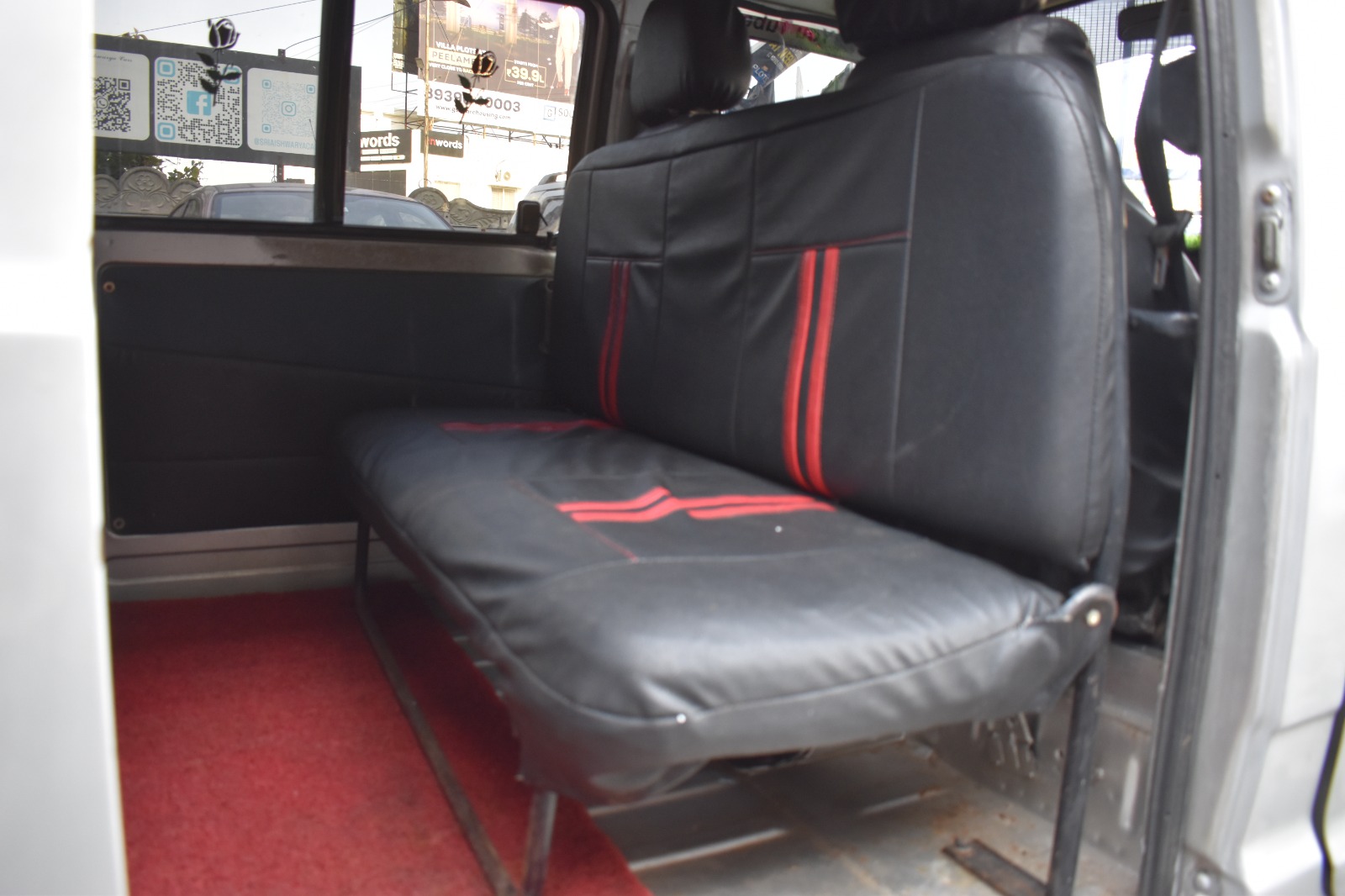 Maruti Suzuki Omni - Image 6