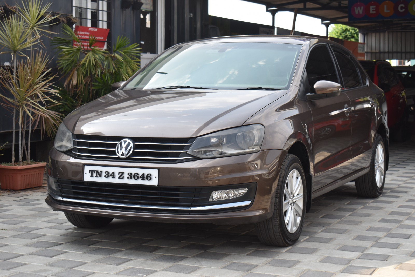 Volkswagen Vento - Image 8