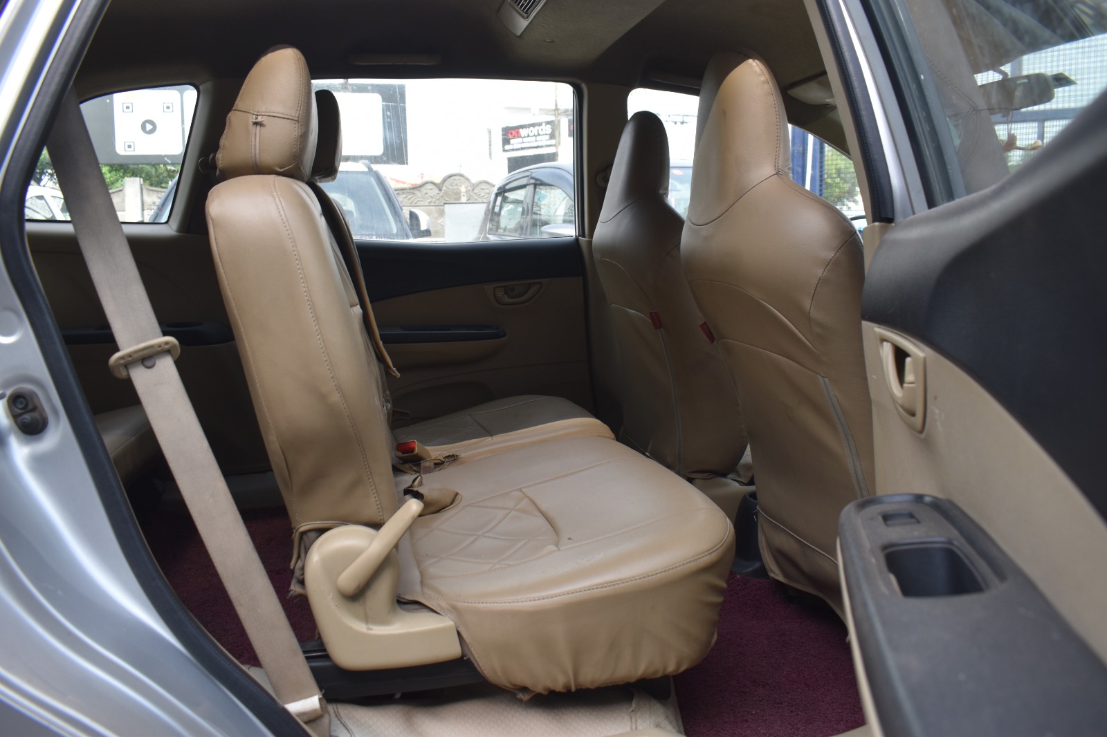 Honda Mobilio - Image 2