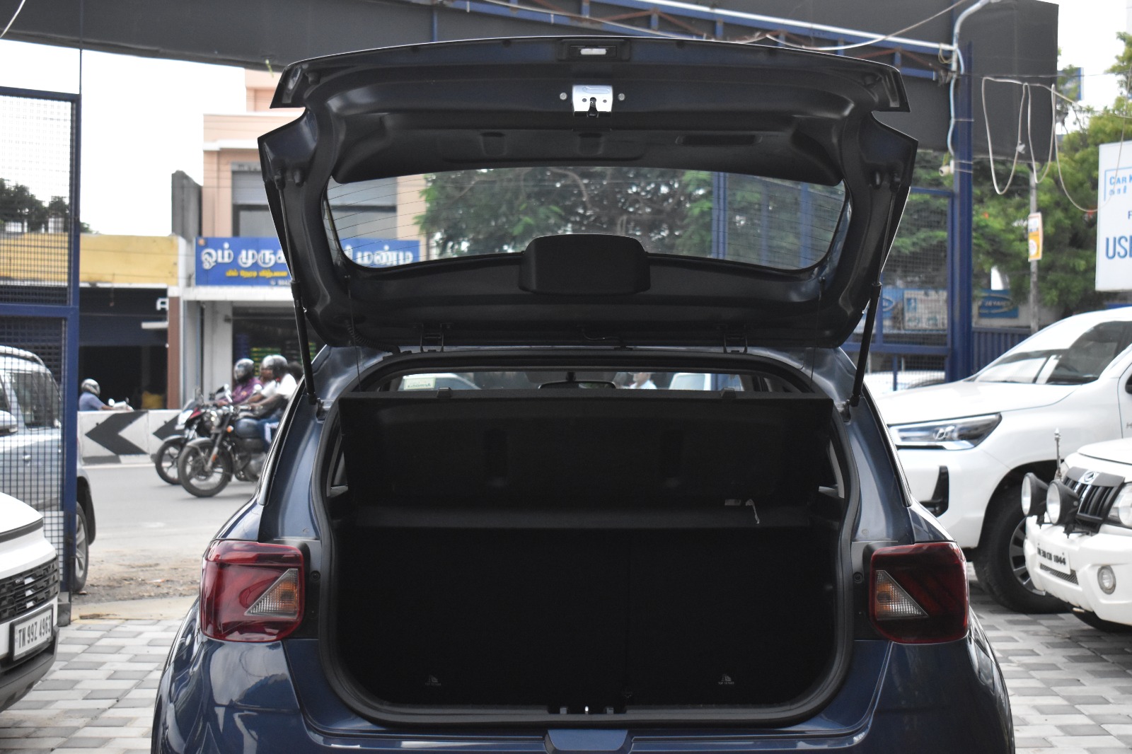 Hyundai Venue - Image 3