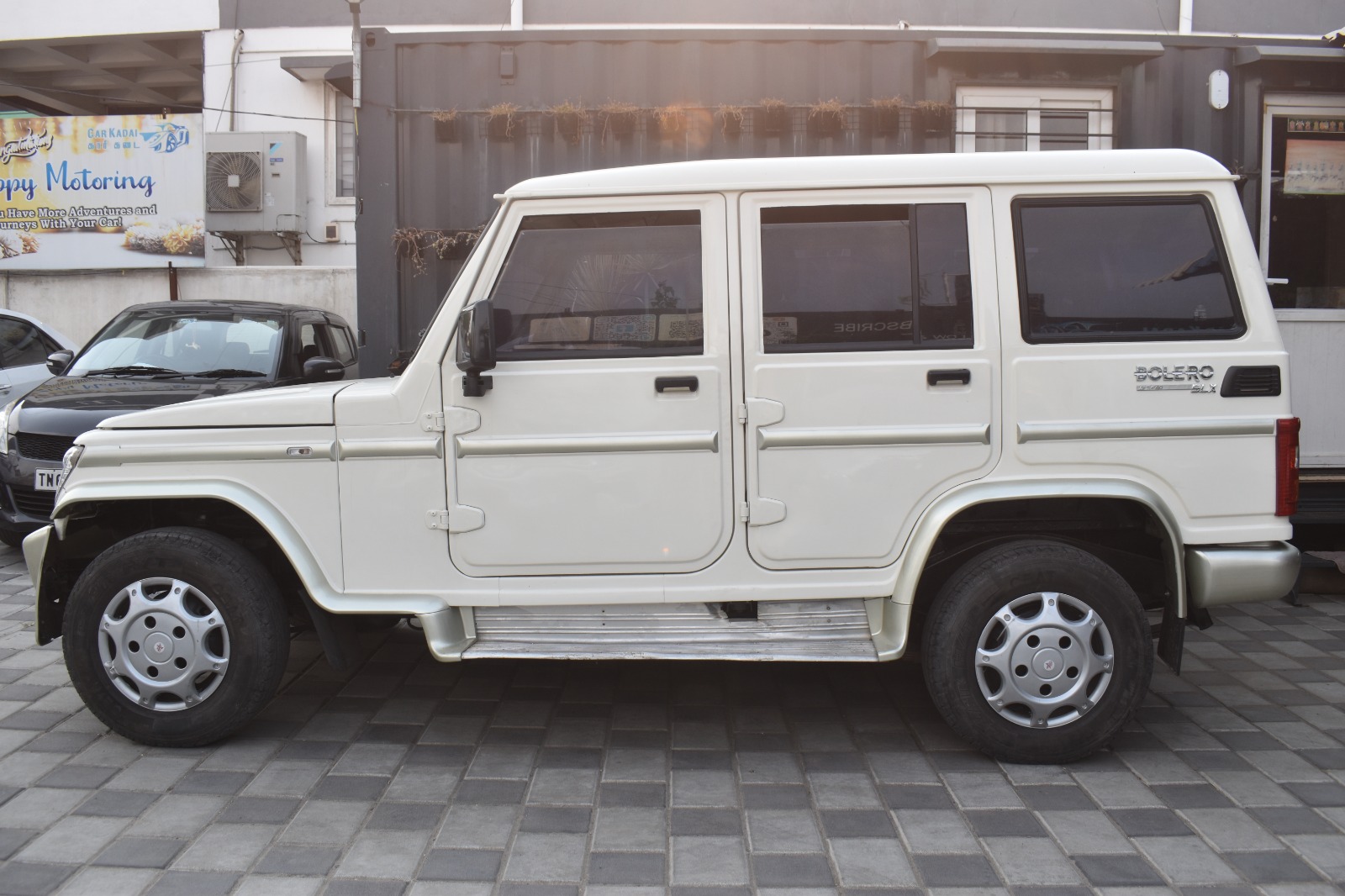 Mahindra Bolero - Image 6