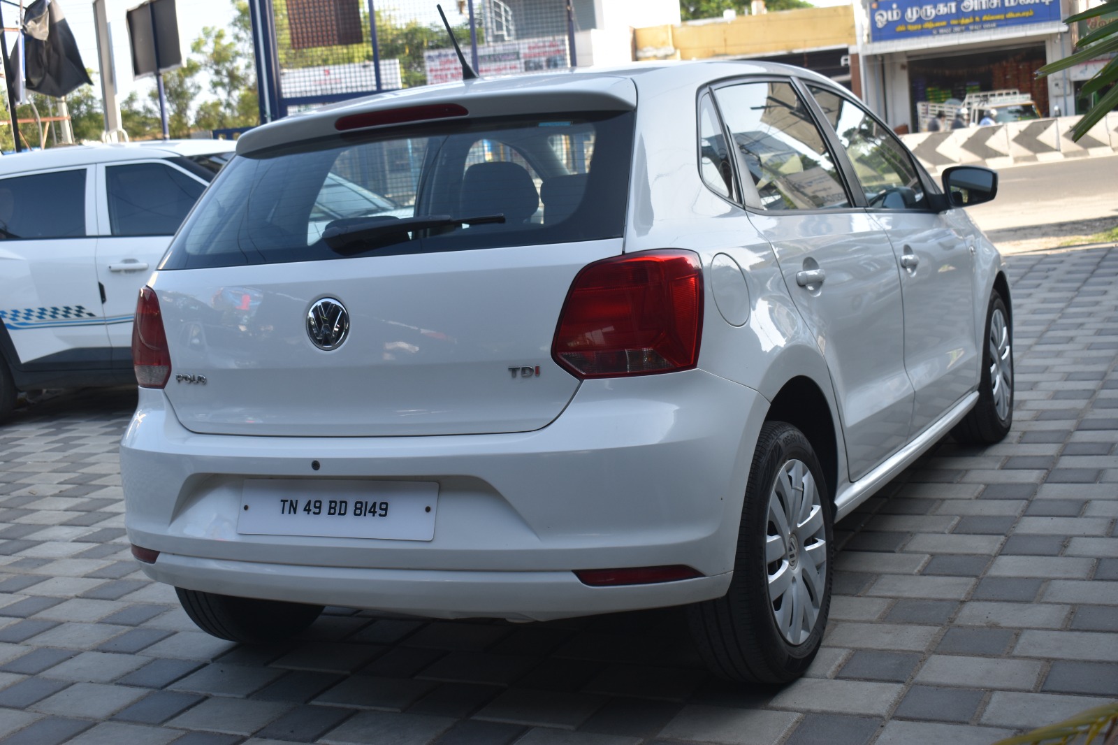 Volkswagen Polo - Image 9