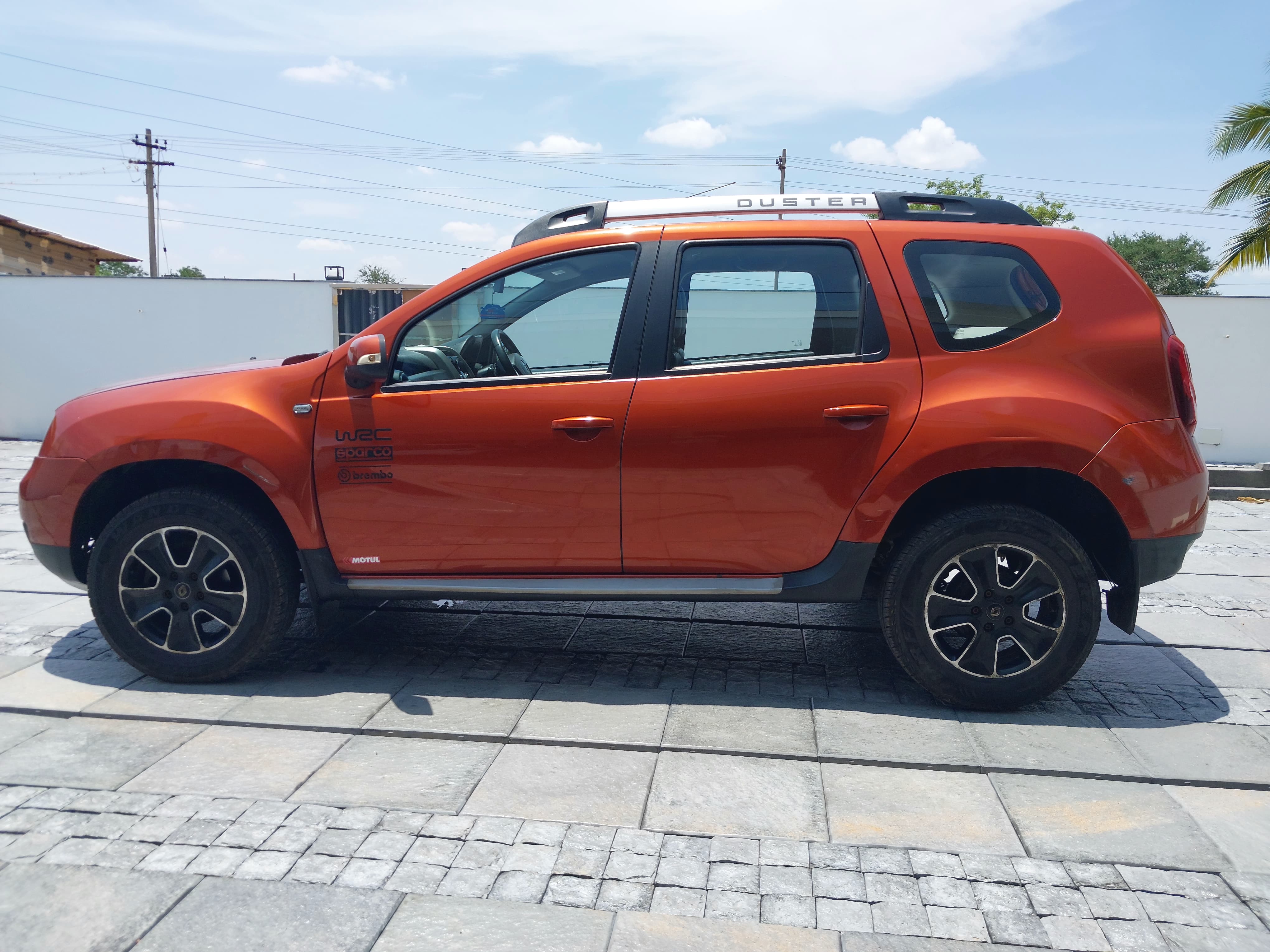 Renault Duster - Image 8