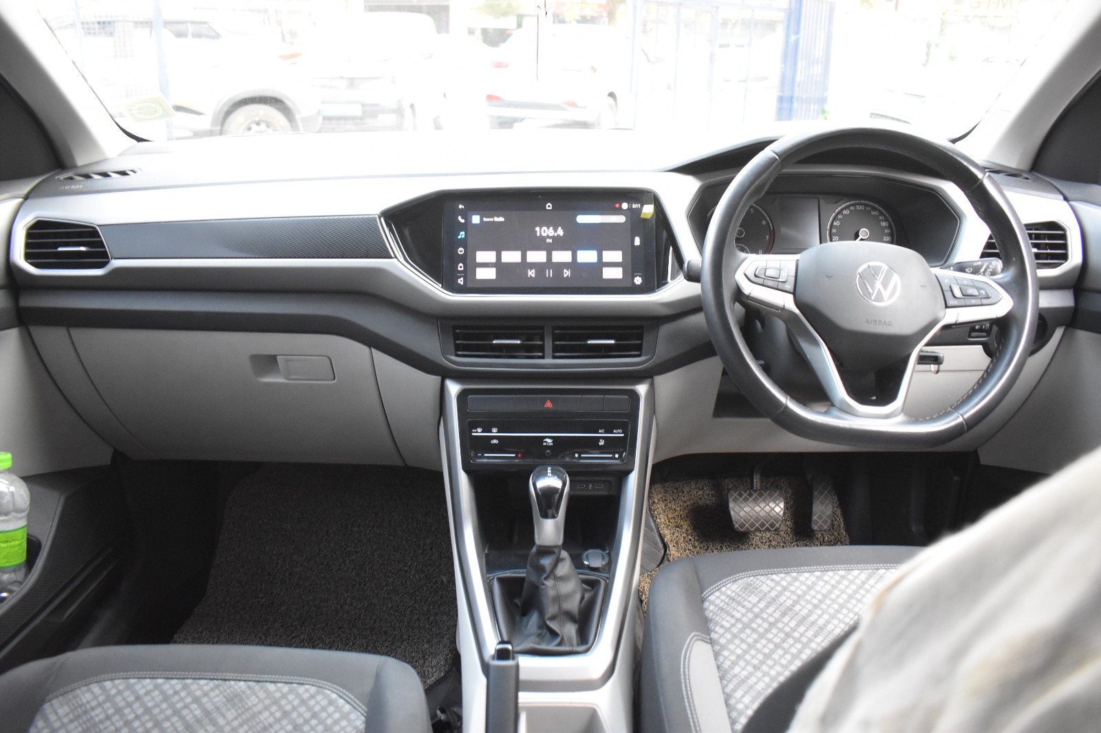 Volkswagen Taigun - Image 9