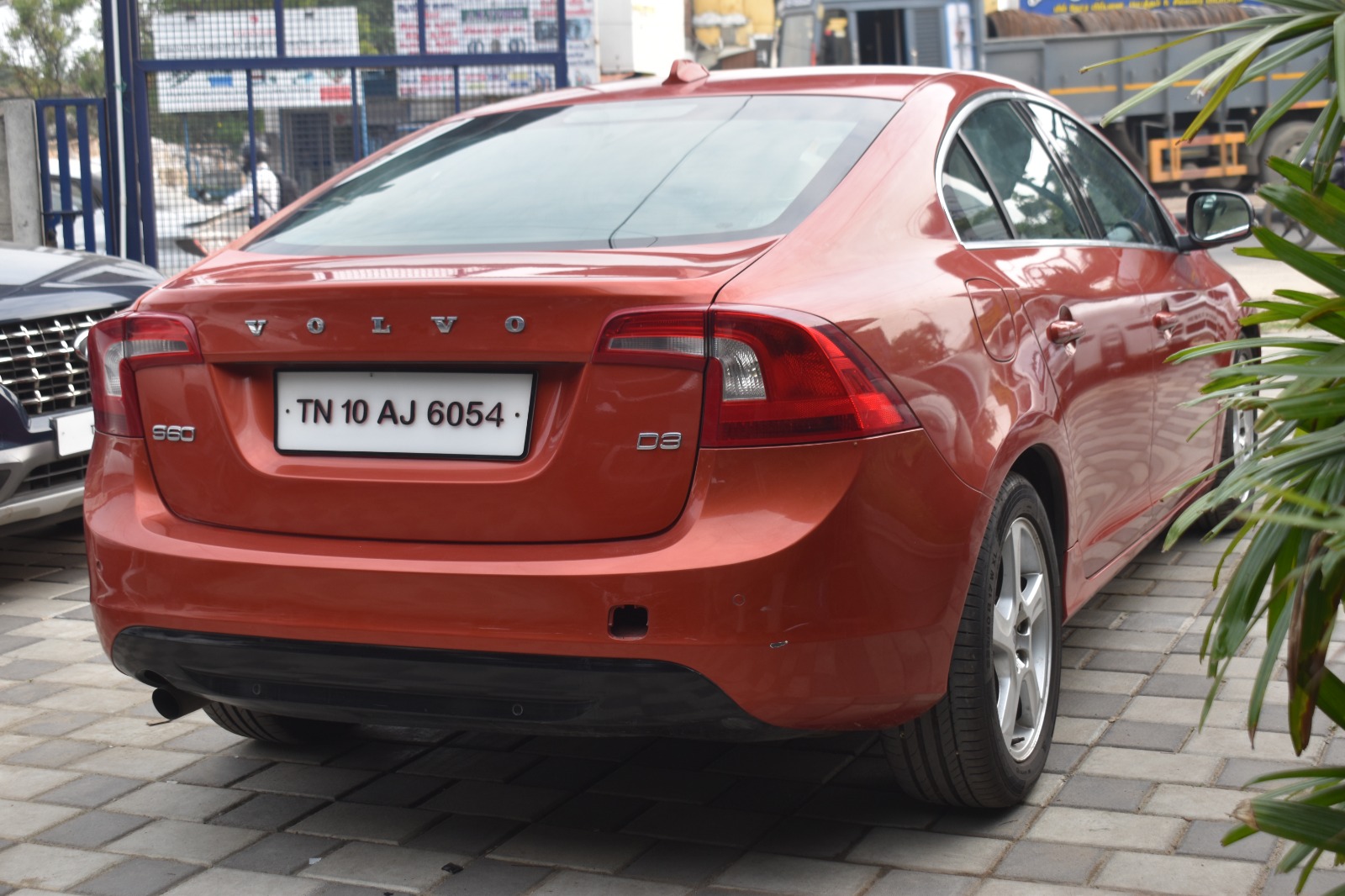 Volvo S60 - Image 3