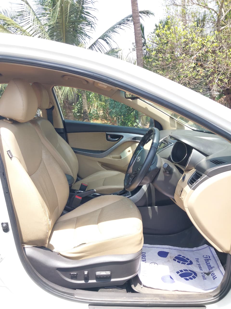 Hyundai Elantra - Image 6