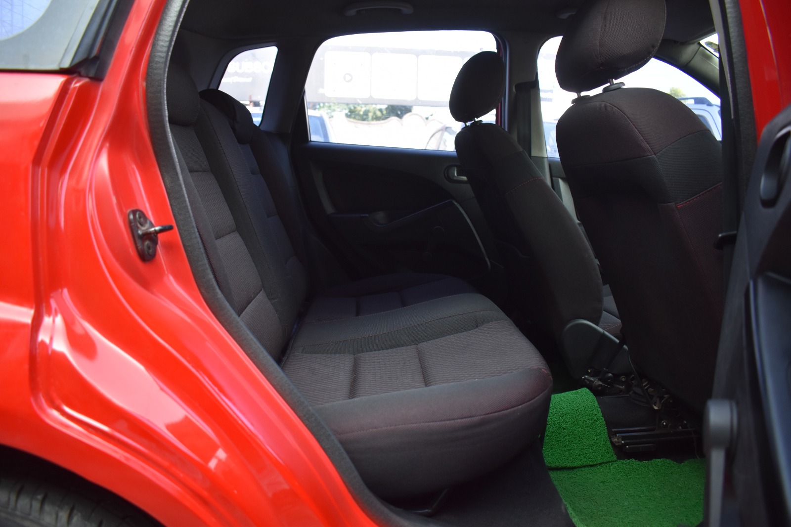Ford Figo - Image 7