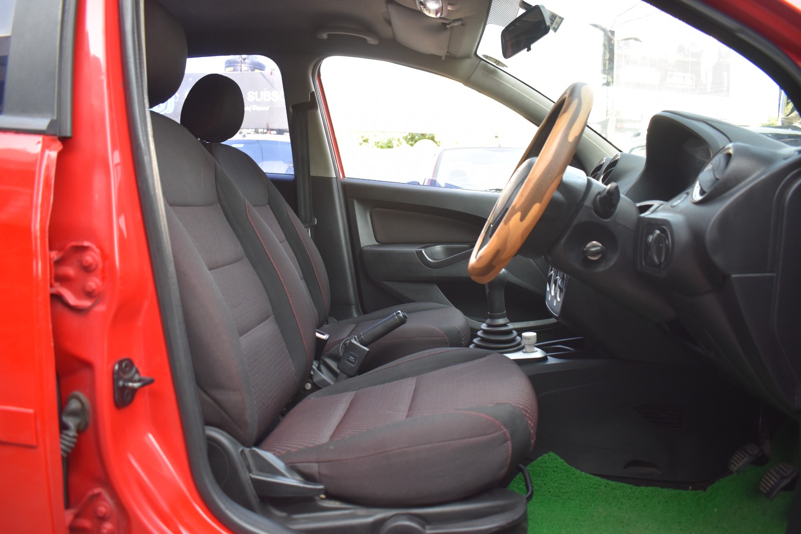 Ford Figo - Image 6