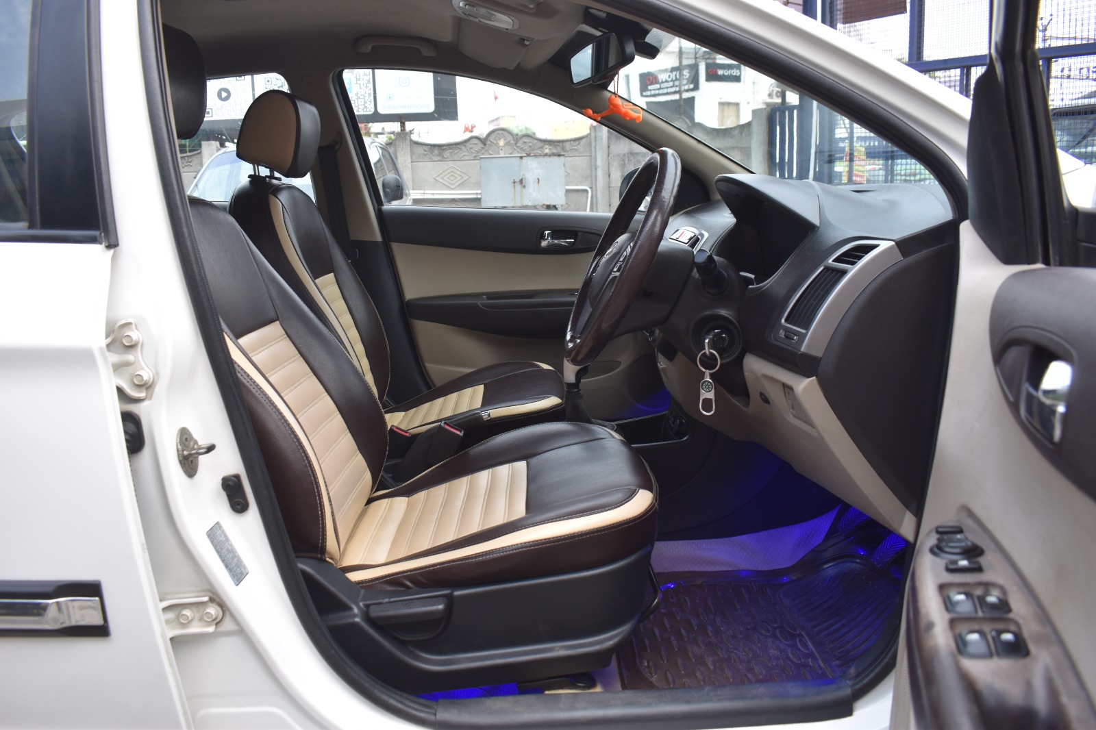 Hyundai i20 - Image 2