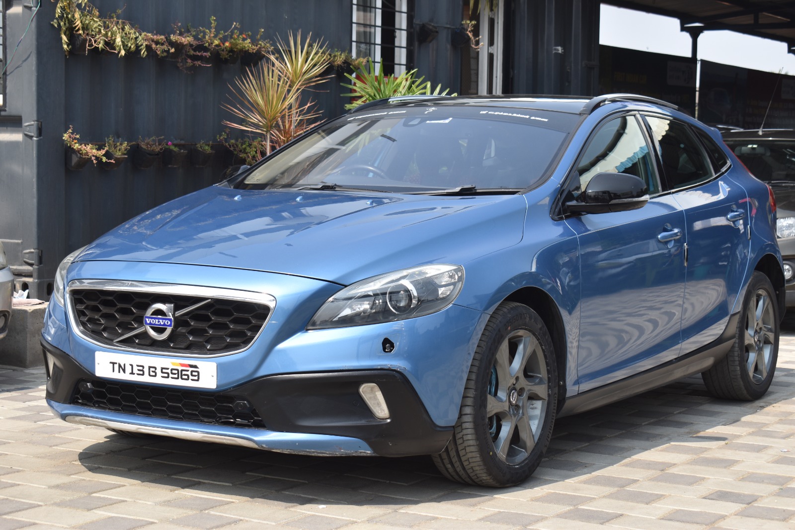 Volvo V40 - Image 5