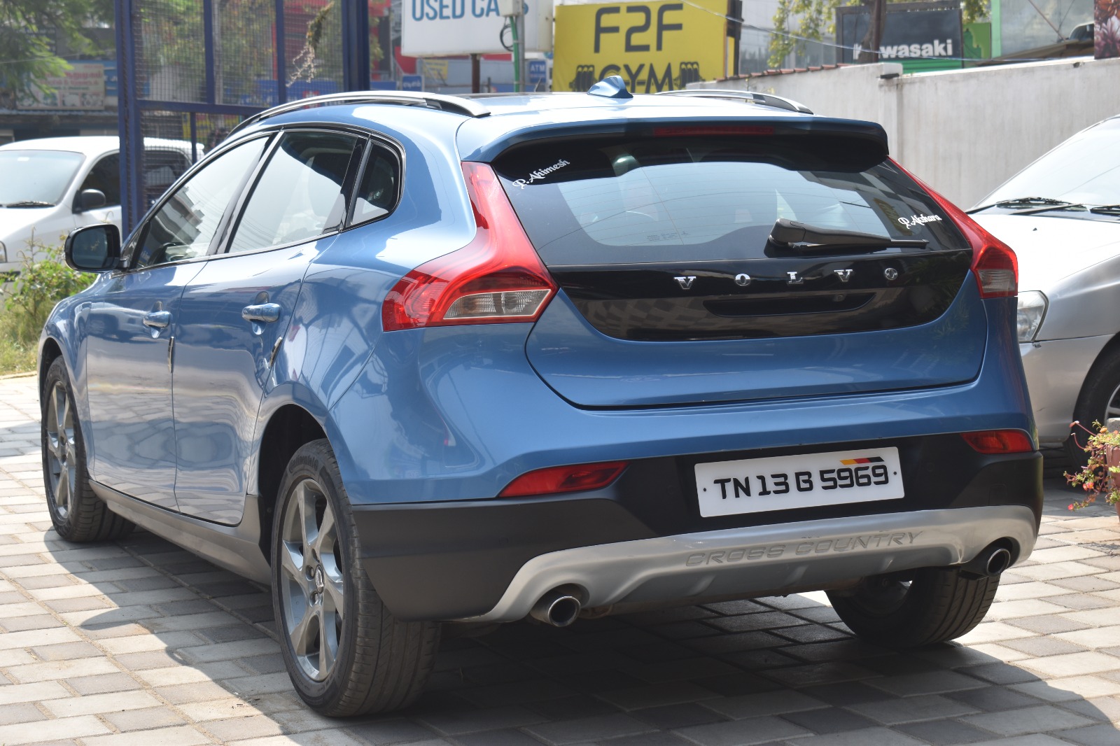 Volvo V40 - Image 6