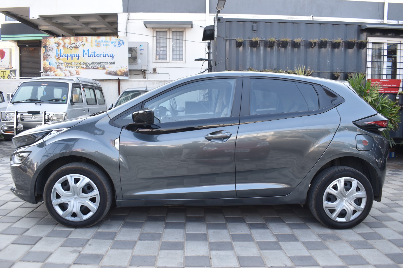 Tata Altroz - Image 2