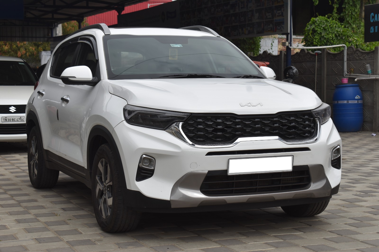 Kia Sonet - Image 2