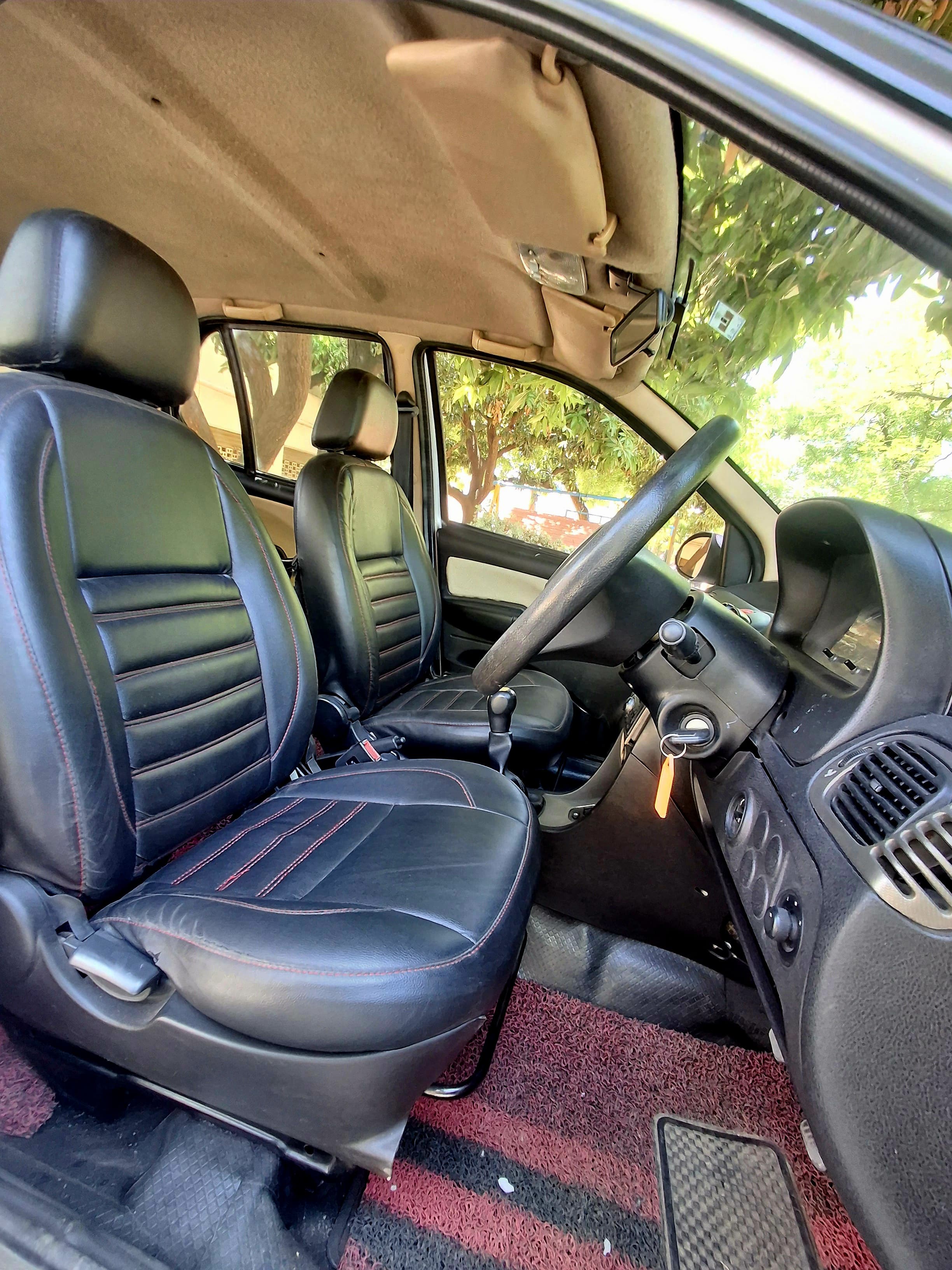 Tata Indica - Image 6