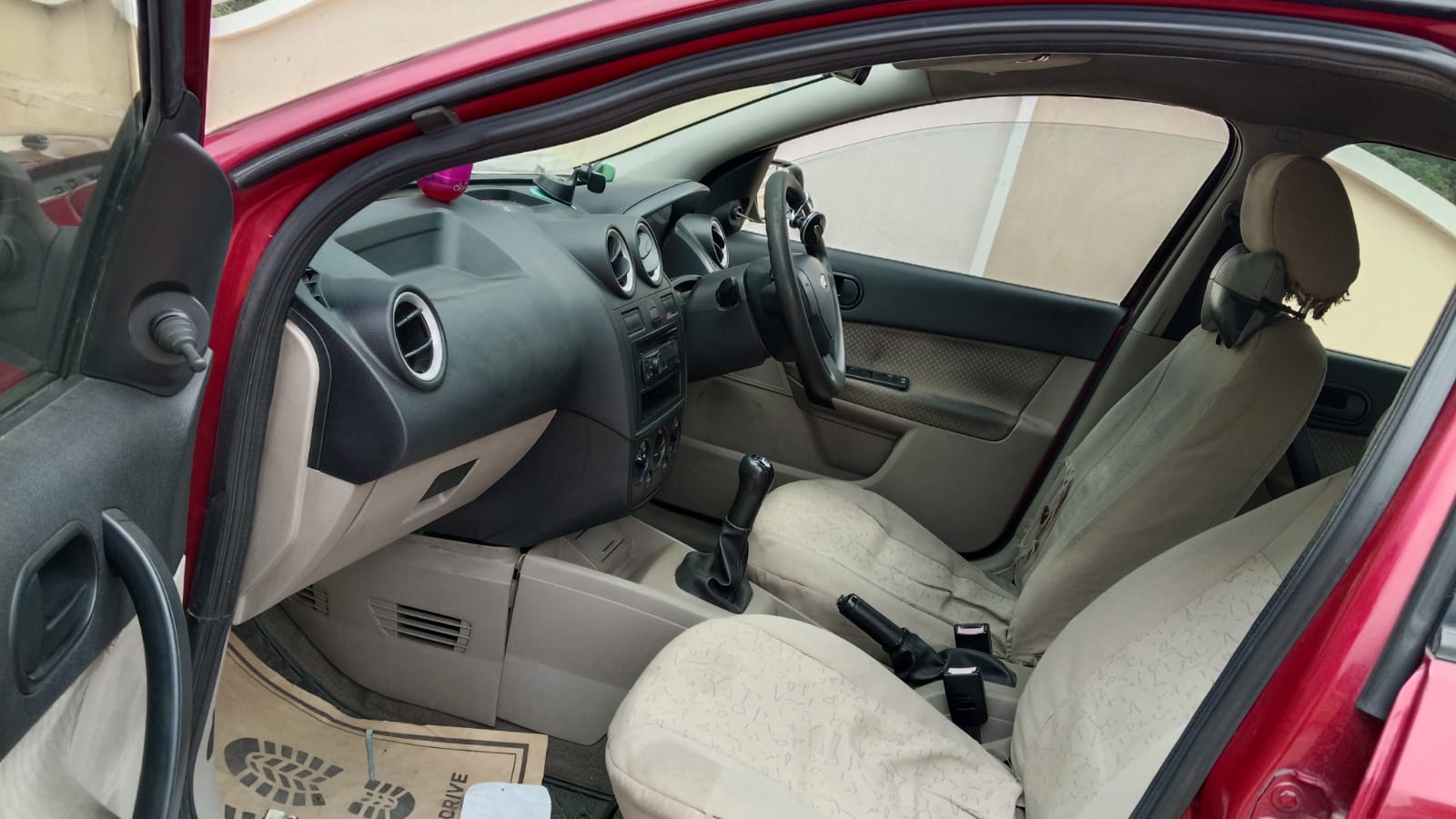 Ford Fiesta - Image 13