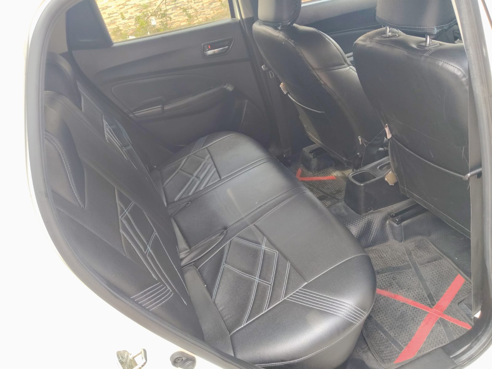 Maruti Suzuki Swift - Image 3