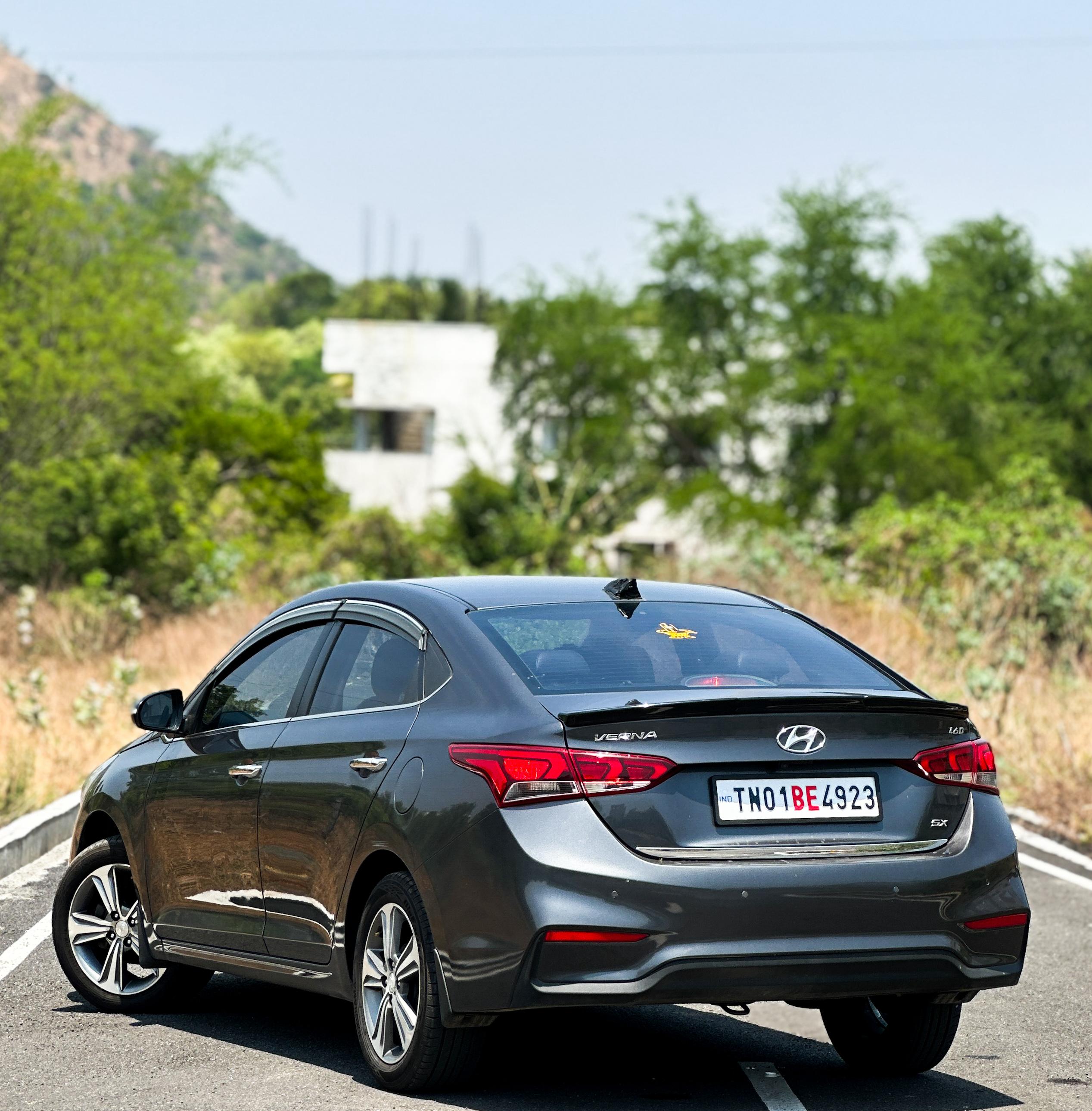 Hyundai Verna - Image 9