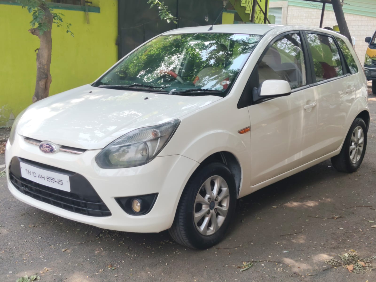 Ford Figo - Image 7