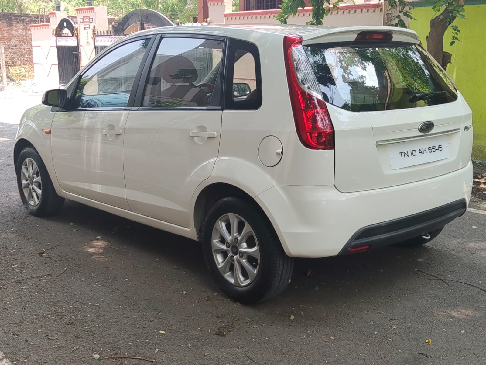 Ford Figo - Image 4